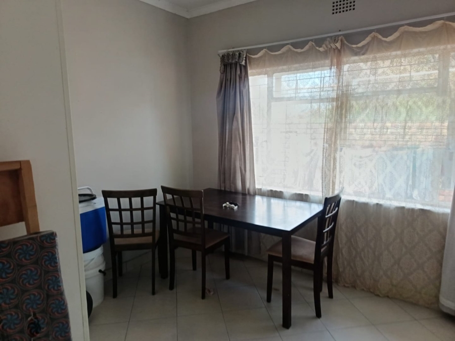 4 Bedroom Property for Sale in Carters Glen Northern Cape